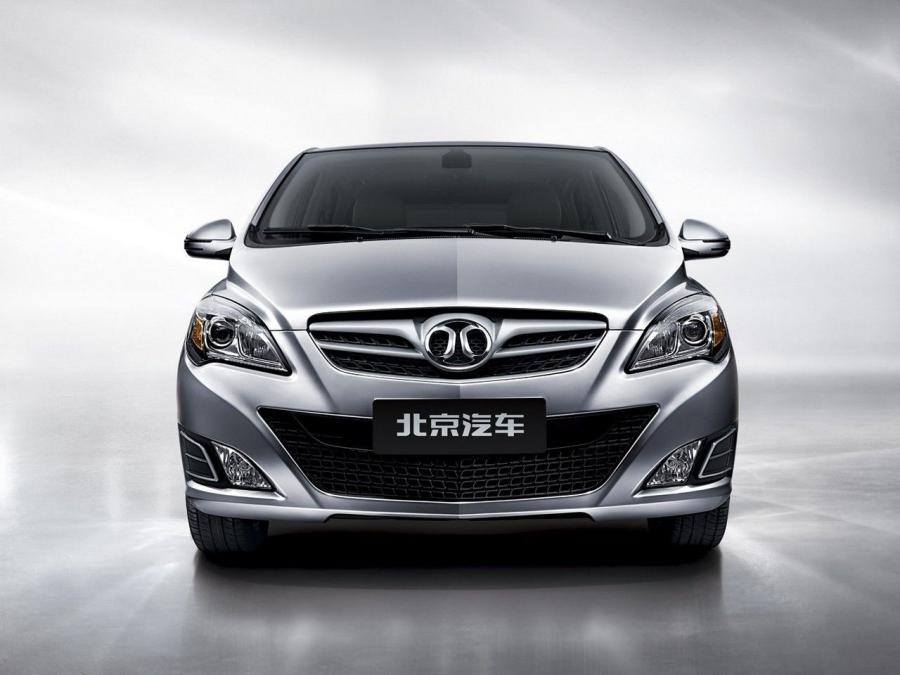  BAIC E-Series 5-Door 2012 года  (фото 5 из 9)